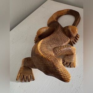 Vintage Komodo Dragon handcrafted wooden sculpture figurine folk art Reptile